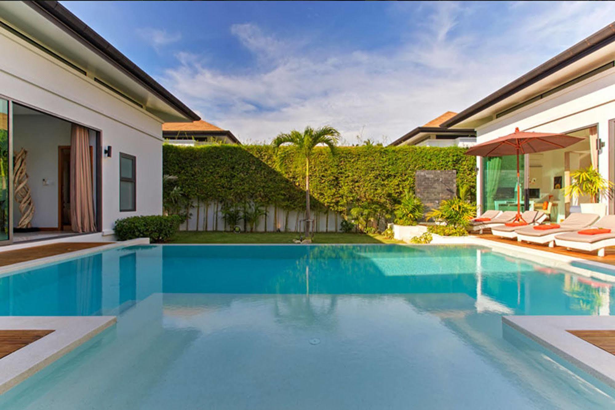 Baannaraya Pool Villas Residence Rawai Екстериор снимка